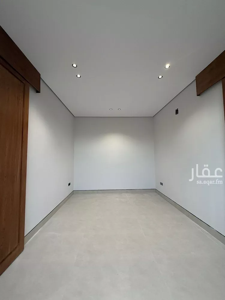 فيلا للبيع في شارع أبي رشيد بن غانم, حي المهدية, مدينة الرياض, منطقة الرياض صورة 5