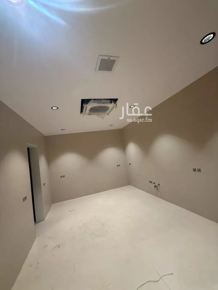 Villa for Sale in Riyadh Al Mahdiyah صورة 2