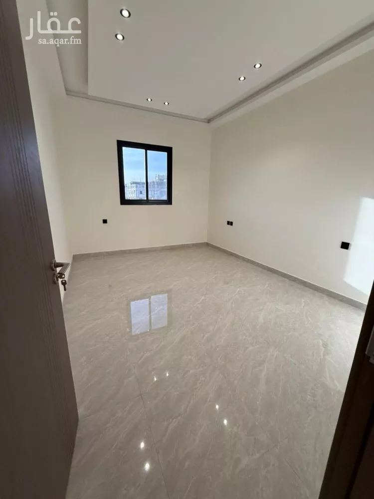 Floor for Sale in Riyadh Badr 12