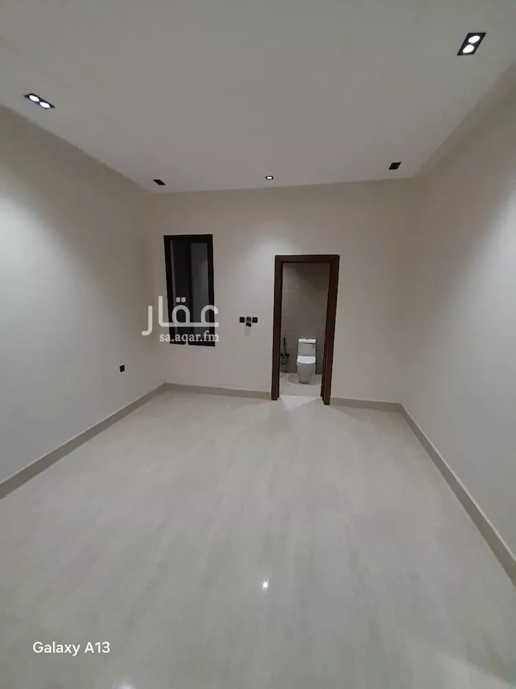 دور للبيع في شارع فارس العشيره, حي طويق, مدينة الرياض, منطقة الرياض 9