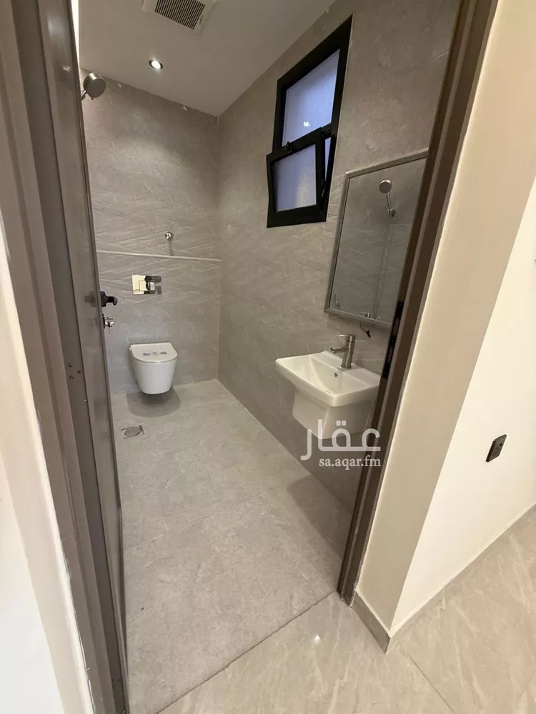 Floor for Sale in Riyadh Badr 13