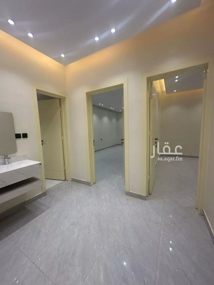 دور للبيع في شارع عبيدالله الهذلي, حي عكاظ, مدينة الرياض, منطقة الرياض صورة 3