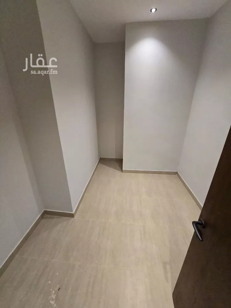 دور للبيع في شارع الاشتر النخعي, حي الرحمانية, مدينة جدة, منطقة مكة المكرمة 11