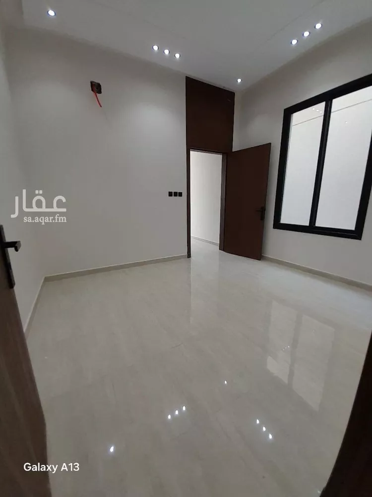 دور للبيع في شارع اللثامة, حي الحزم, مدينة الرياض, منطقة الرياض صورة 3