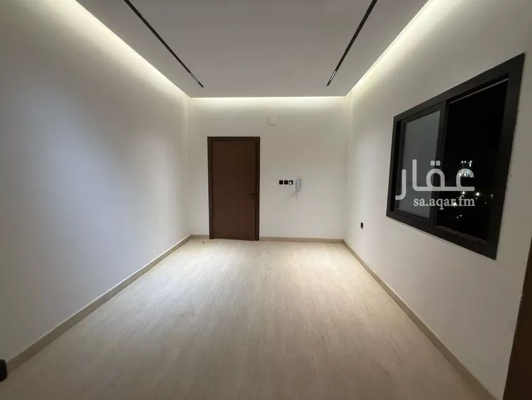 دور للبيع في شارع الاشتر النخعي, حي الرحمانية, مدينة جدة, منطقة مكة المكرمة صورة 5