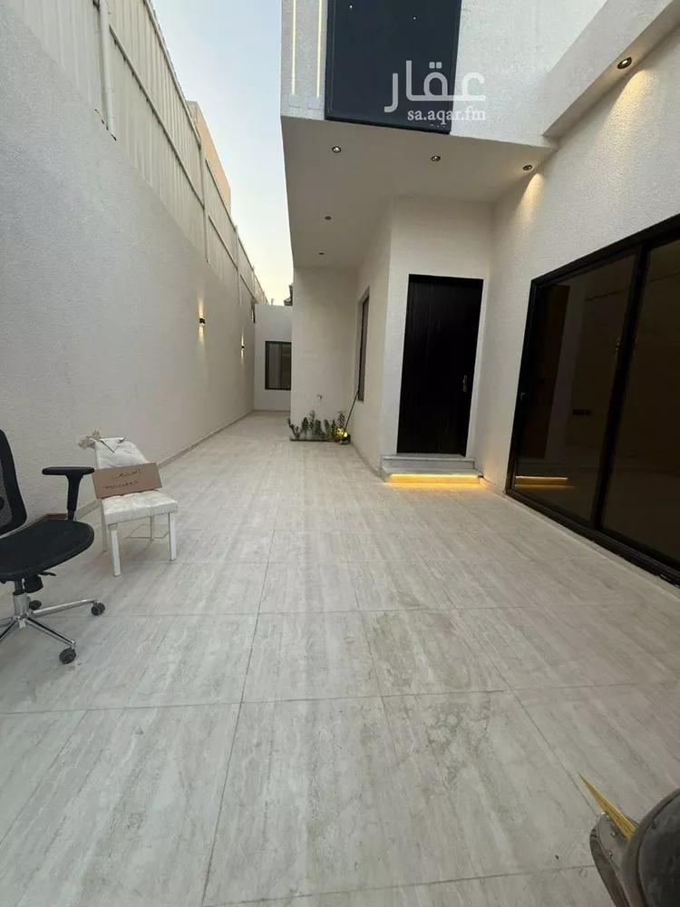 فيلا للبيع في شارع خلف بن معدان, حي بدر, مدينة الرياض, منطقة الرياض