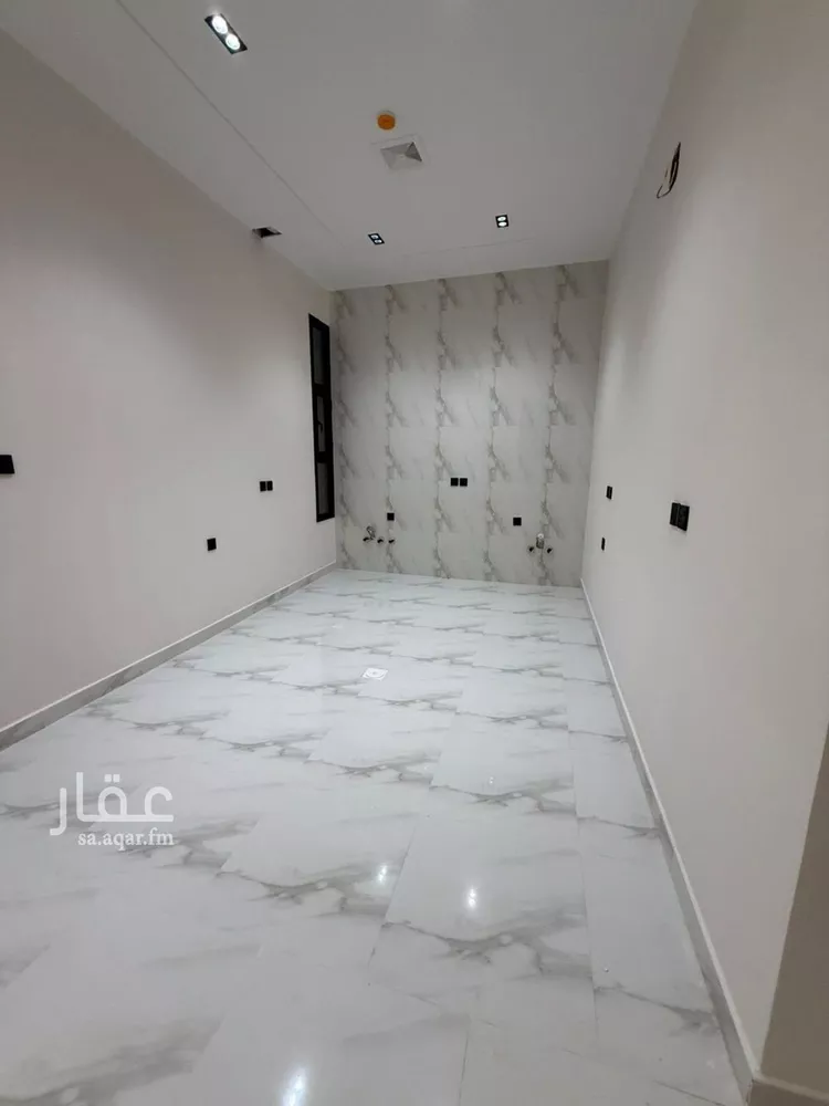 شقة للبيع في شارع محمد ابن مهيزع, حي الزهرة, مدينة الرياض, منطقة الرياض 7