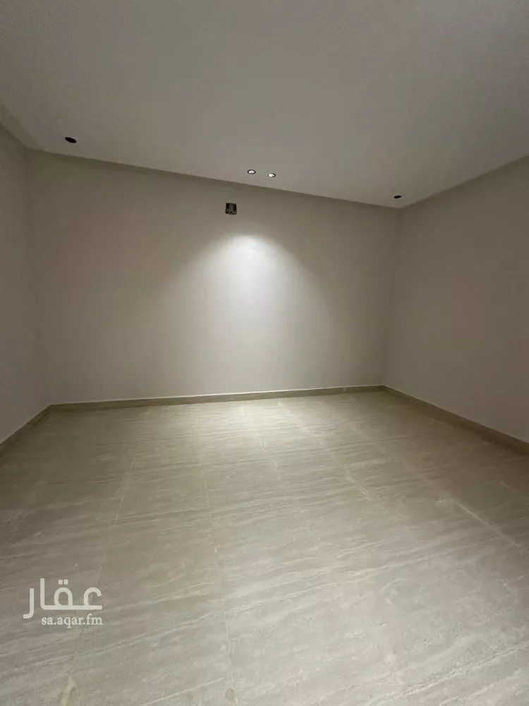 Floor for Sale in Riyadh Badr 10