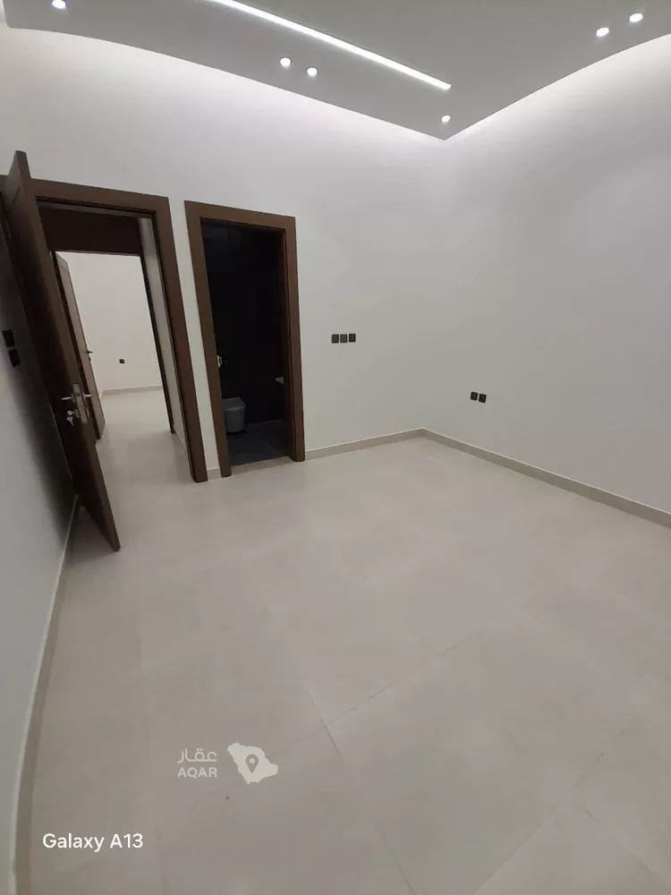 دور للبيع في شارع الحاضرة, حي ديراب, مدينة الرياض, منطقة الرياض 9