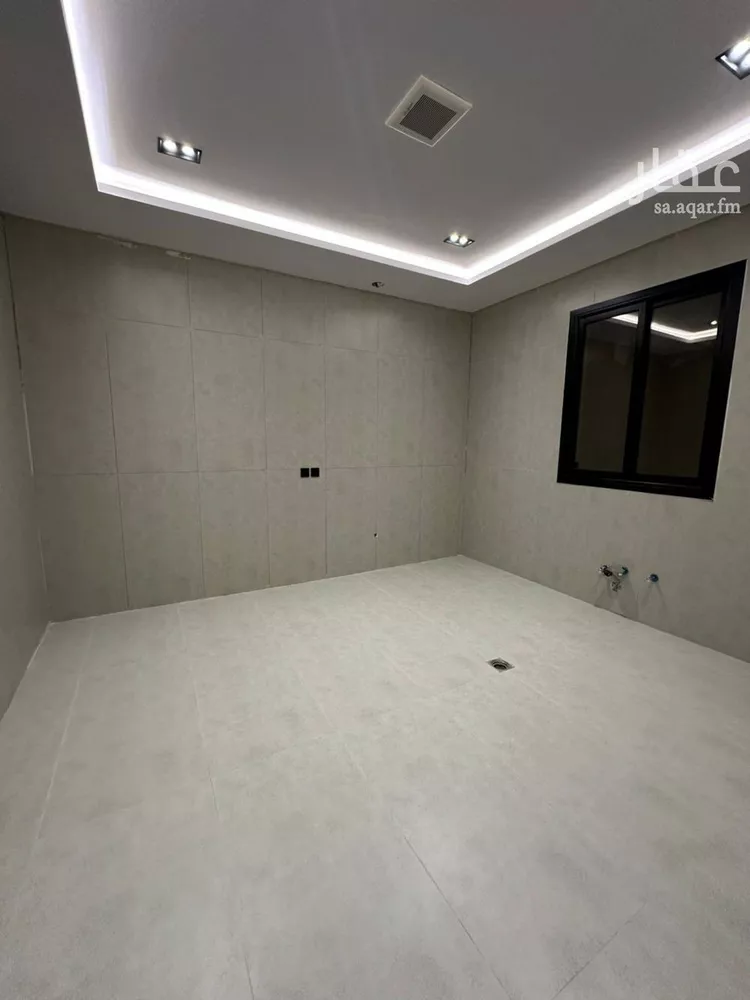 Villa for Sale in Riyadh Al Janadriyah 11