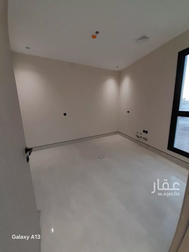 شقة للبيع في شارع جبل الدخان, حي ظهرة لبن, مدينة الرياض, منطقة الرياض 7