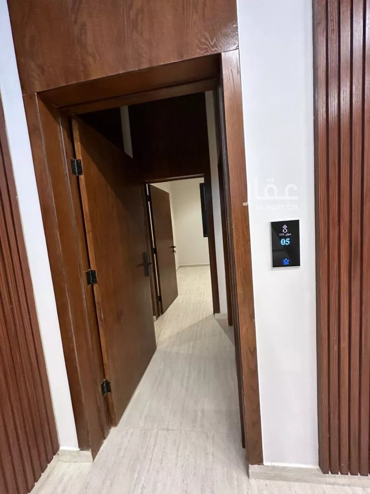 شقة للبيع في شارع عائش بن الصامت بن دريد, حي العوالي, مدينة الرياض, منطقة الرياض صورة 3