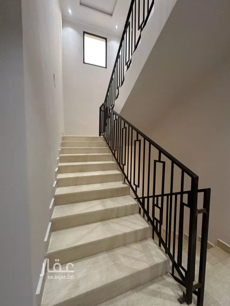 دور للبيع في شارع وادي الجرير, حي بدر, مدينة الرياض, منطقة الرياض صورة 4