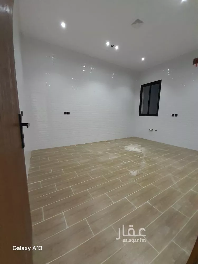 دور للبيع في شارع اللثامة, حي الحزم, مدينة الرياض, منطقة الرياض 9