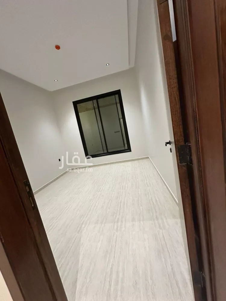 شقة للبيع في شارع عائش بن الصامت بن دريد, حي العوالي, مدينة الرياض, منطقة الرياض صورة 2