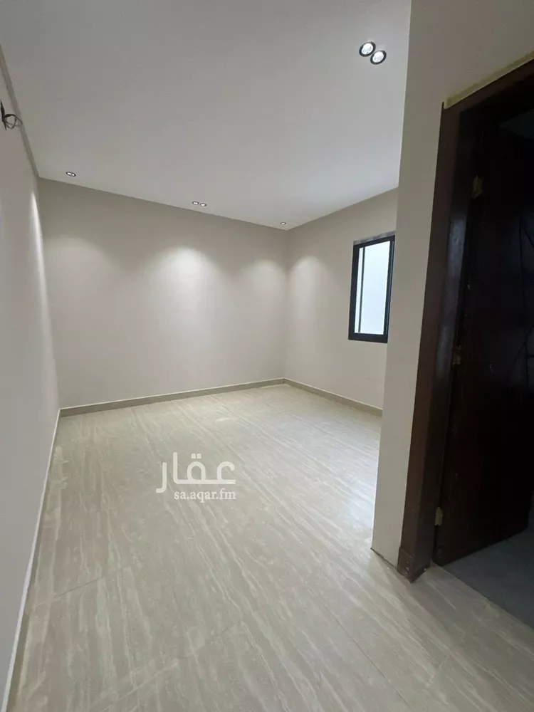 Floor for Sale in Riyadh Badr 12