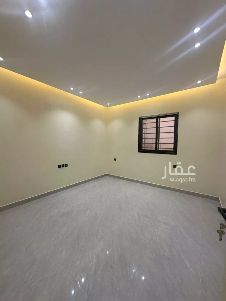 Floor for Sale in Riyadh Okaz 10