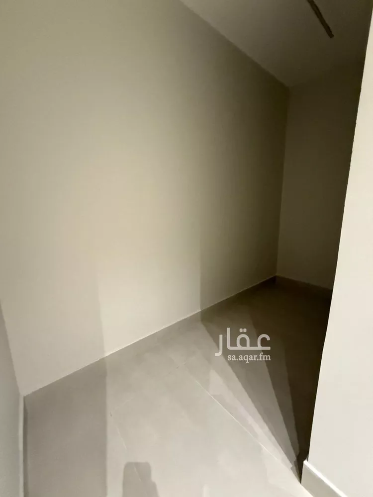 شقة للبيع في شارع قيس بن محصن, حي العوالي, مدينة الرياض, منطقة الرياض صورة 4