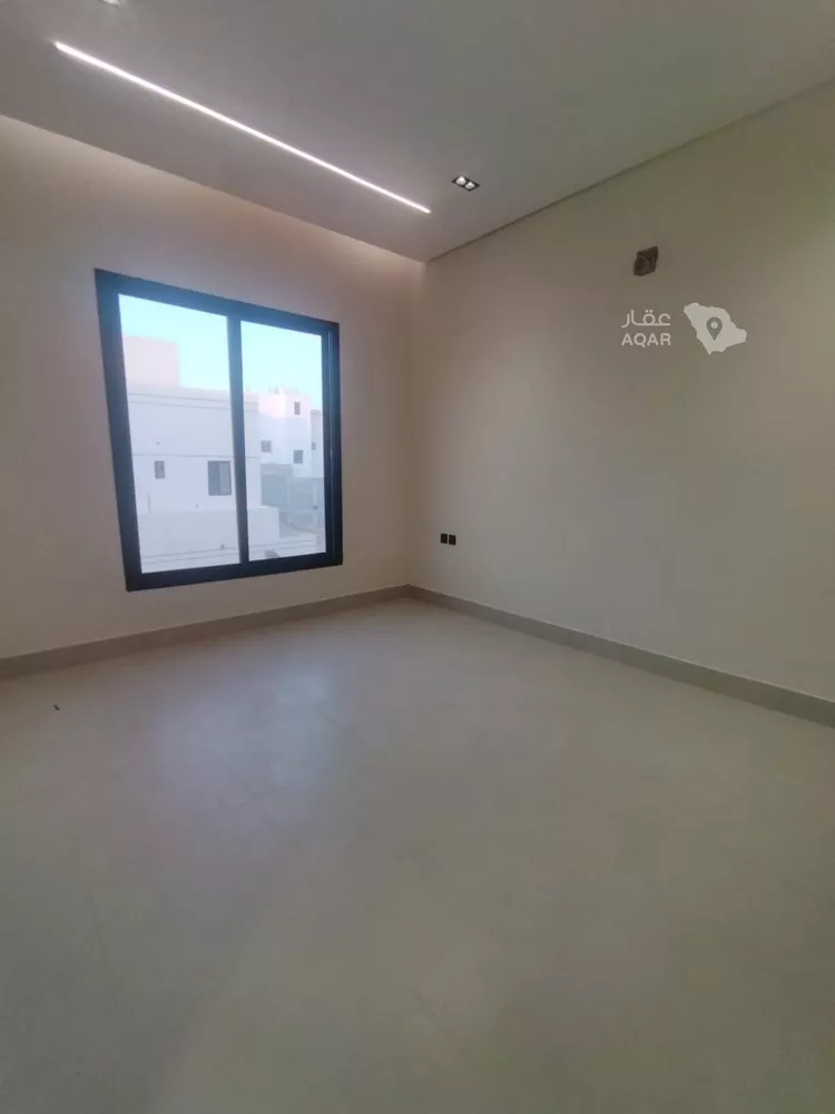 Floor for Sale in Riyadh Dirab 9