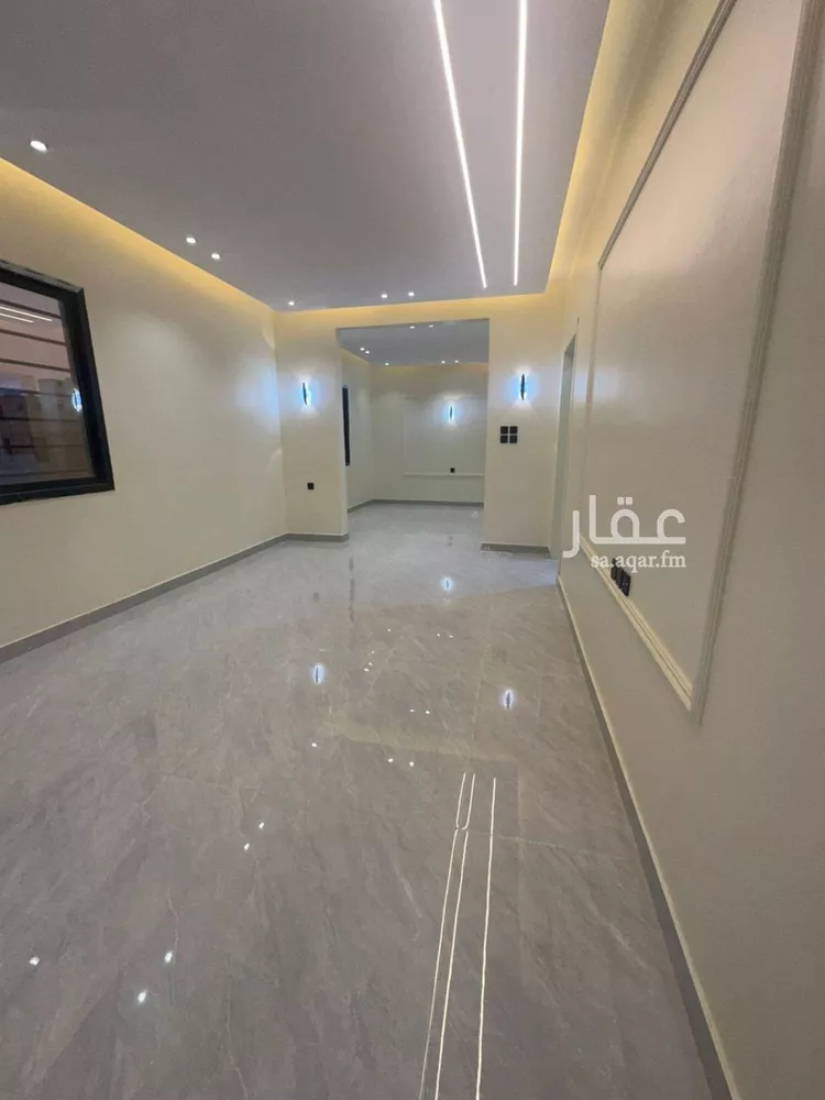 دور للبيع في شارع عبيدالله الهذلي, حي عكاظ, مدينة الرياض, منطقة الرياض 1 صورة