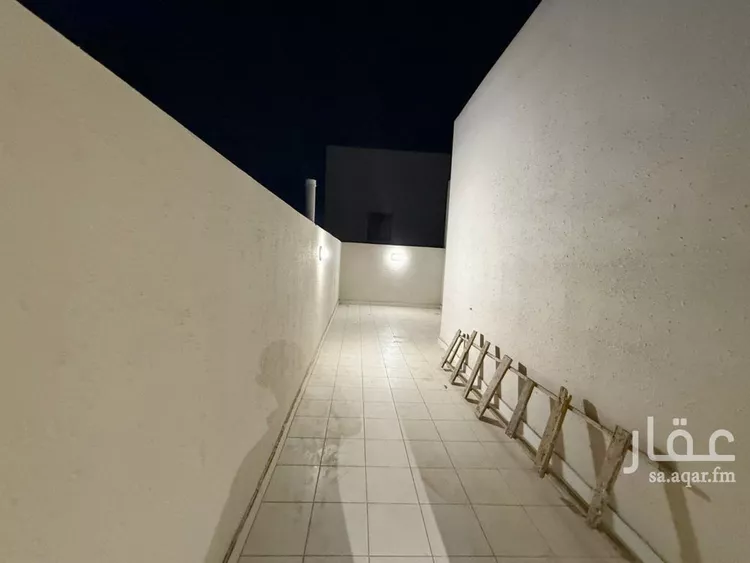 دور للبيع في شارع الاشتر النخعي, حي الرحمانية, مدينة جدة, منطقة مكة المكرمة صورة 2