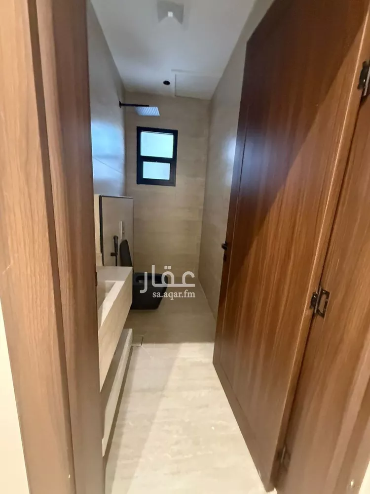 فيلا للبيع في شارع نهر السوباط, حي بدر, مدينة الرياض, منطقة الرياض صورة 4