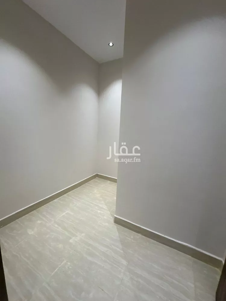 دور للبيع في شارع بدر, حي بدر, مدينة الرياض, منطقة الرياض صورة 3