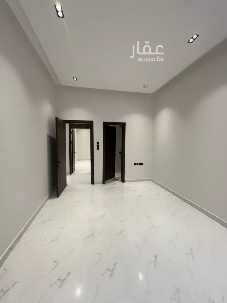 دور للبيع في شارع القلاع, حي الجنادرية, مدينة الرياض, منطقة الرياض 12