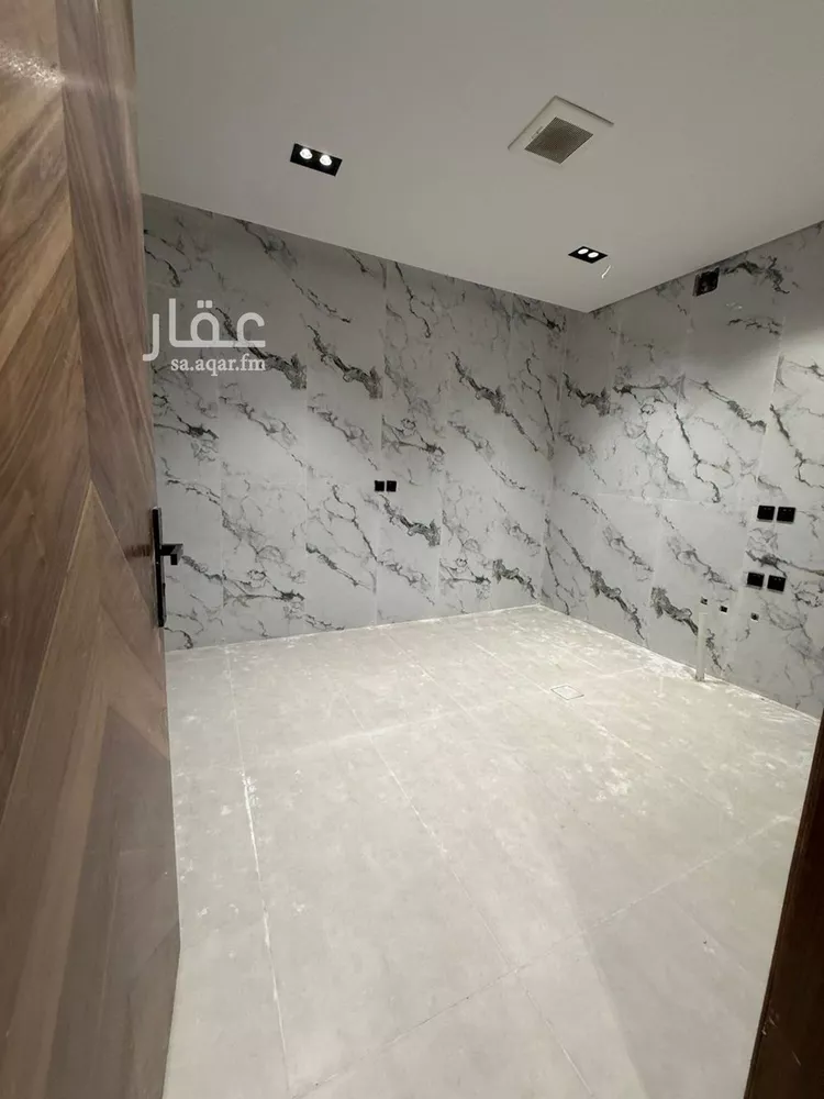 Villa for Sale in Riyadh Okaz 13