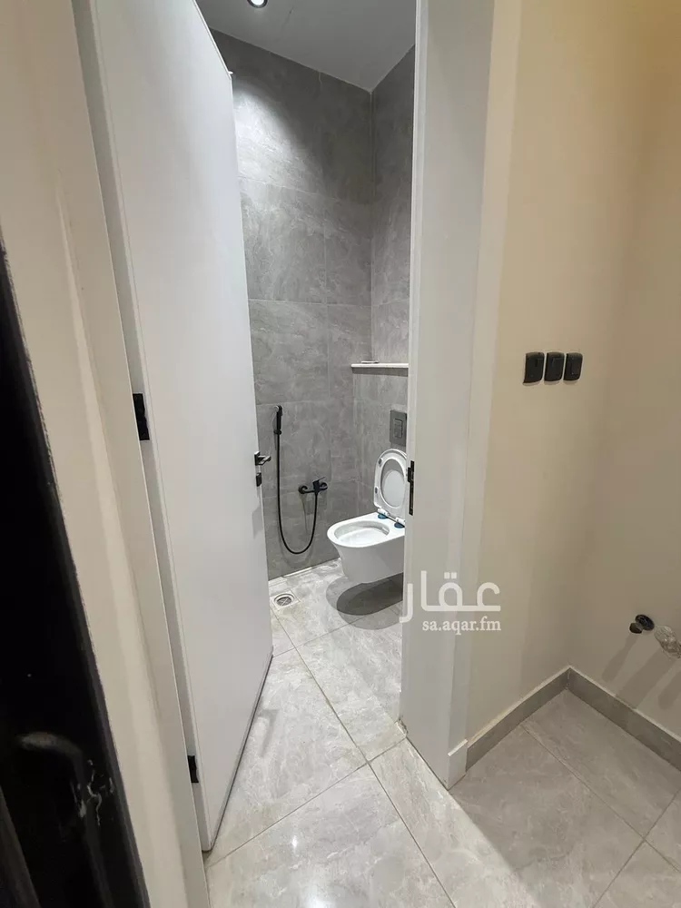 فيلا للبيع في شارع علاء الدين القرشي, حي العوالي, مدينة الرياض, منطقة الرياض صورة 3