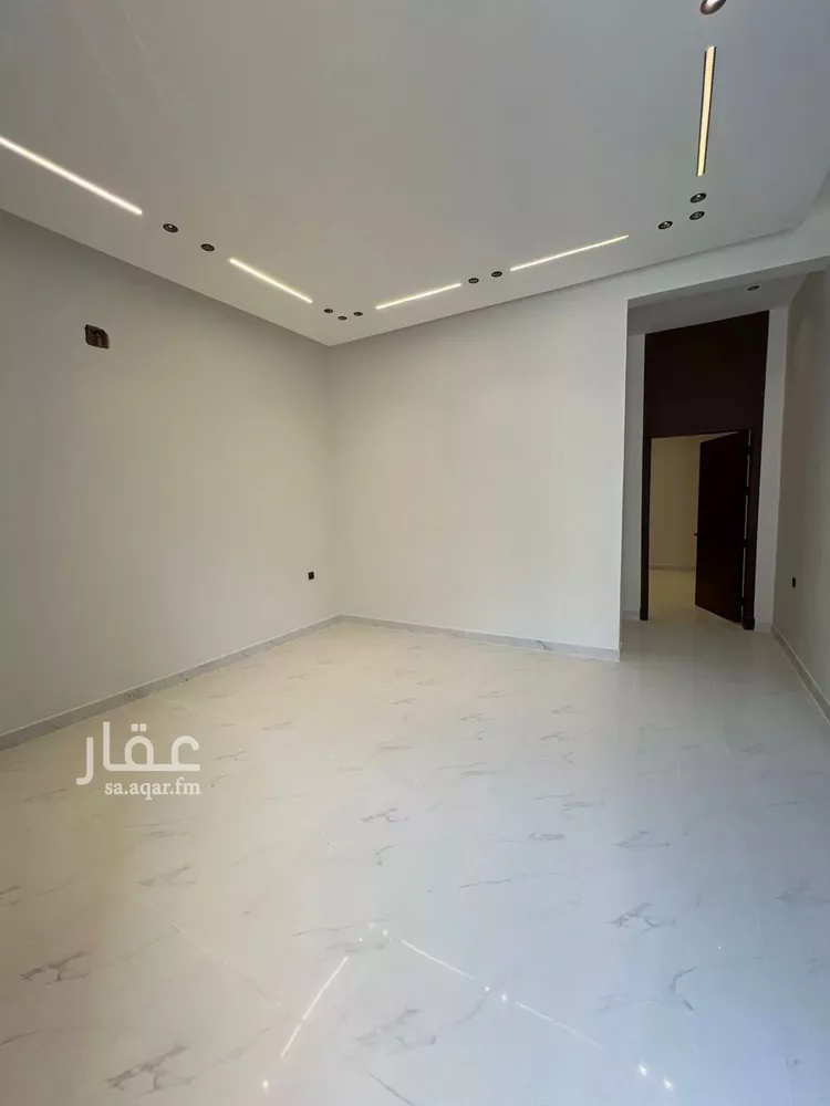 دور للبيع في شارع القلاع, حي الجنادرية, مدينة الرياض, منطقة الرياض 6
