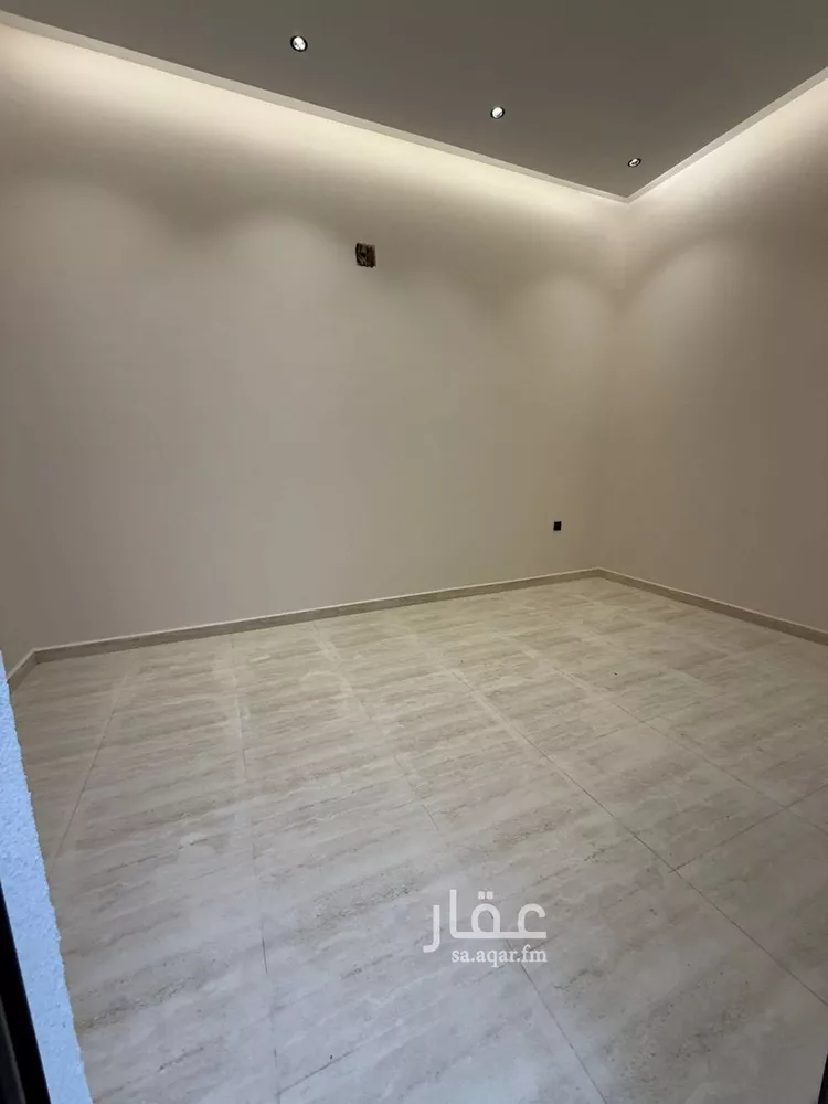 فيلا للبيع في شارع خلف بن معدان, حي بدر, مدينة الرياض, منطقة الرياض صورة 5