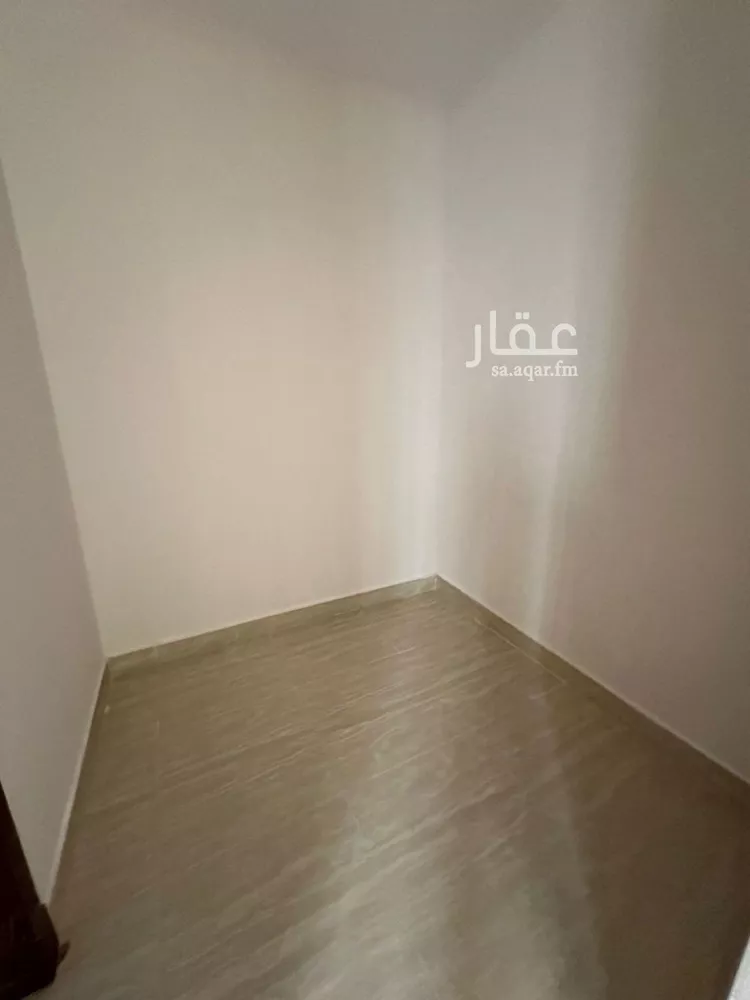 Floor for Sale in Riyadh Badr 9