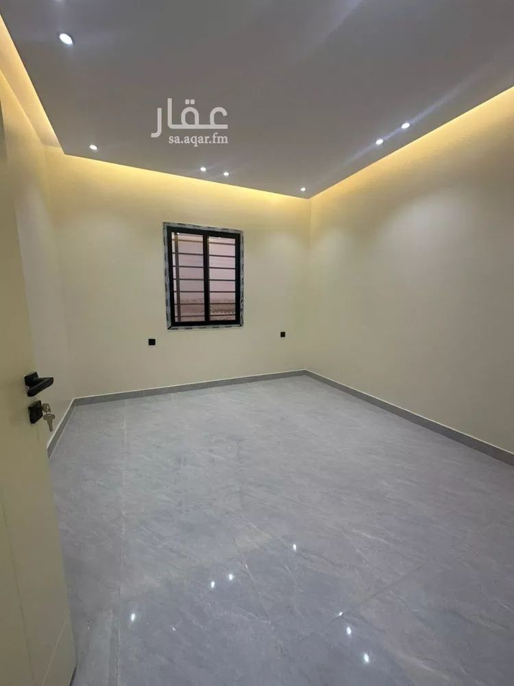 دور للبيع في شارع عبيدالله الهذلي, حي عكاظ, مدينة الرياض, منطقة الرياض صورة 4