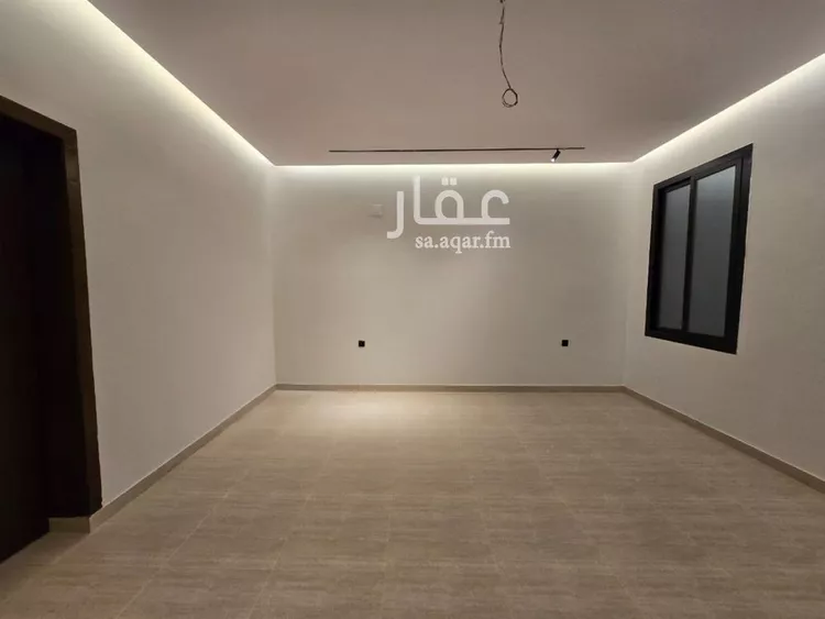 دور للبيع في شارع الاشتر النخعي, حي الرحمانية, مدينة جدة, منطقة مكة المكرمة صورة 2