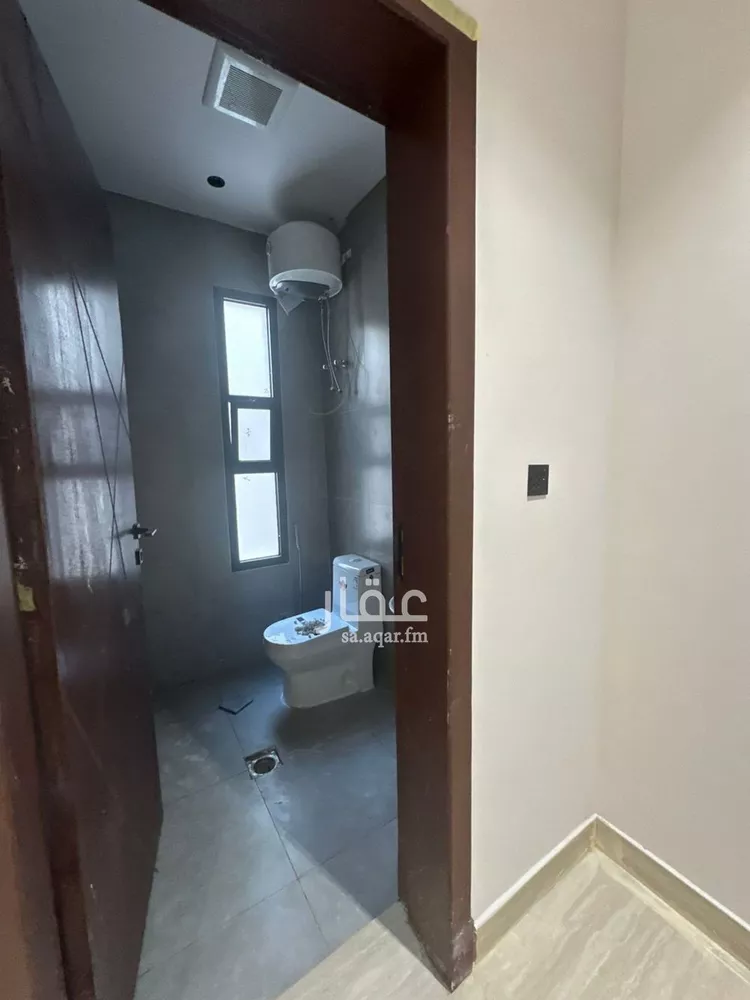 Floor for Sale in Riyadh Badr 6