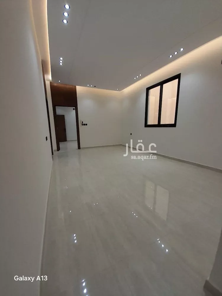 Floor for Sale in Riyadh Al Hazm