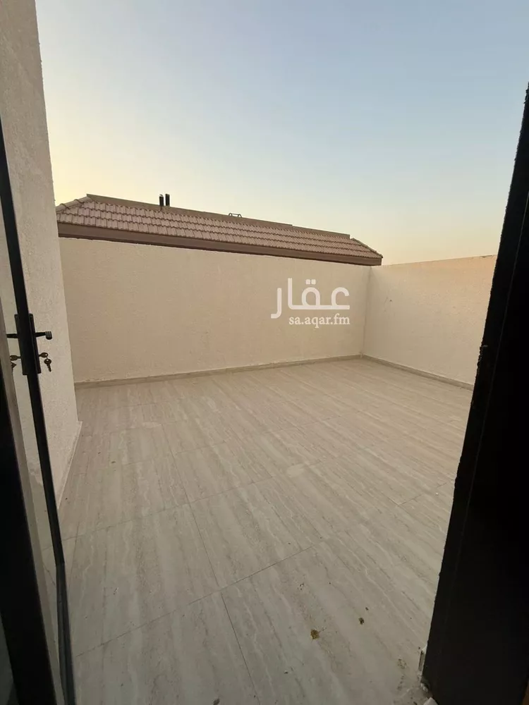 فيلا للبيع في شارع نهر السوباط, حي بدر, مدينة الرياض, منطقة الرياض صورة 5