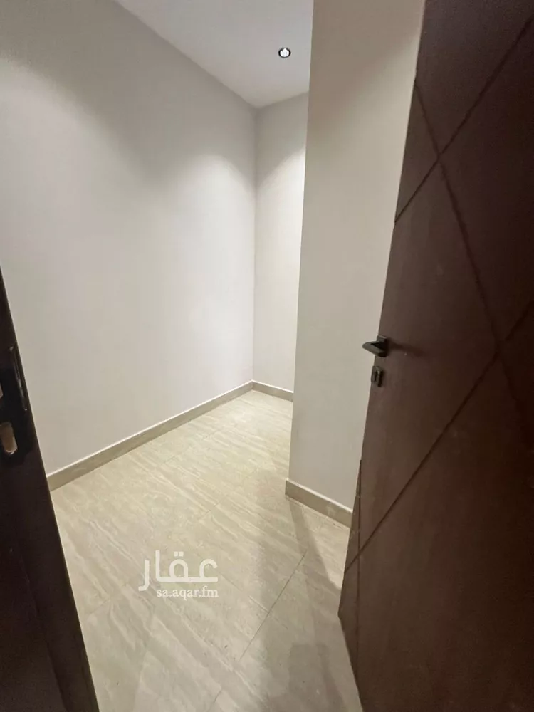 شقة للبيع في شارع بدر, حي بدر, مدينة الرياض, منطقة الرياض صورة 3