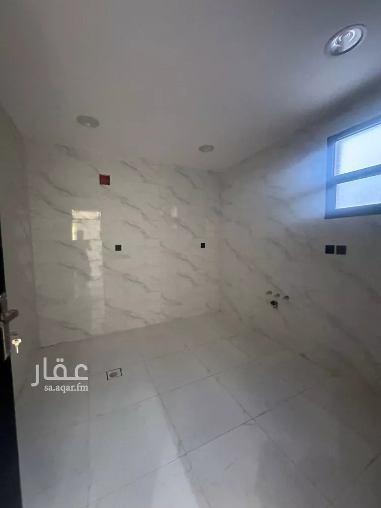 فيلا للبيع في شارع عبيدالله الهذلي, حي عكاظ, مدينة الرياض, منطقة الرياض 7
