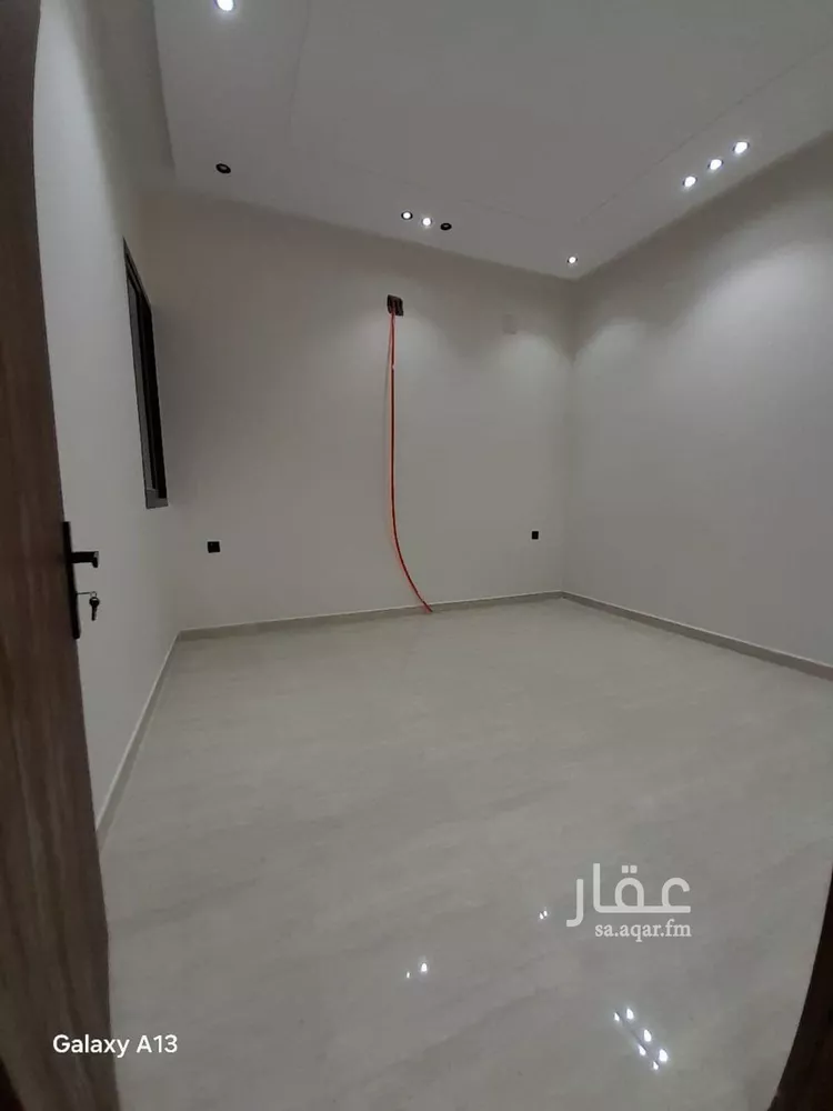 دور للبيع في شارع اللثامة, حي الحزم, مدينة الرياض, منطقة الرياض صورة 2