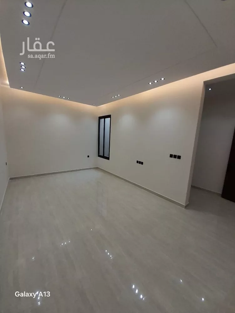 دور للبيع في شارع اللثامة, حي الحزم, مدينة الرياض, منطقة الرياض صورة 5