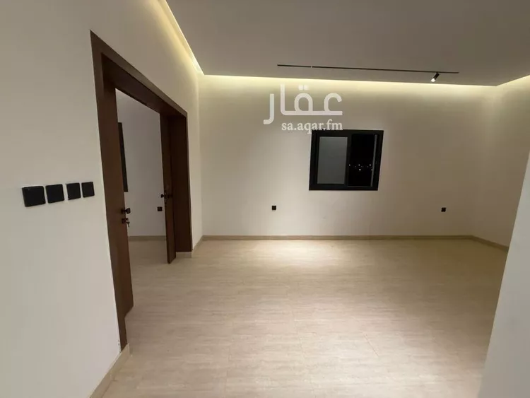 دور للبيع في شارع الاشتر النخعي, حي الرحمانية, مدينة جدة, منطقة مكة المكرمة صورة 2