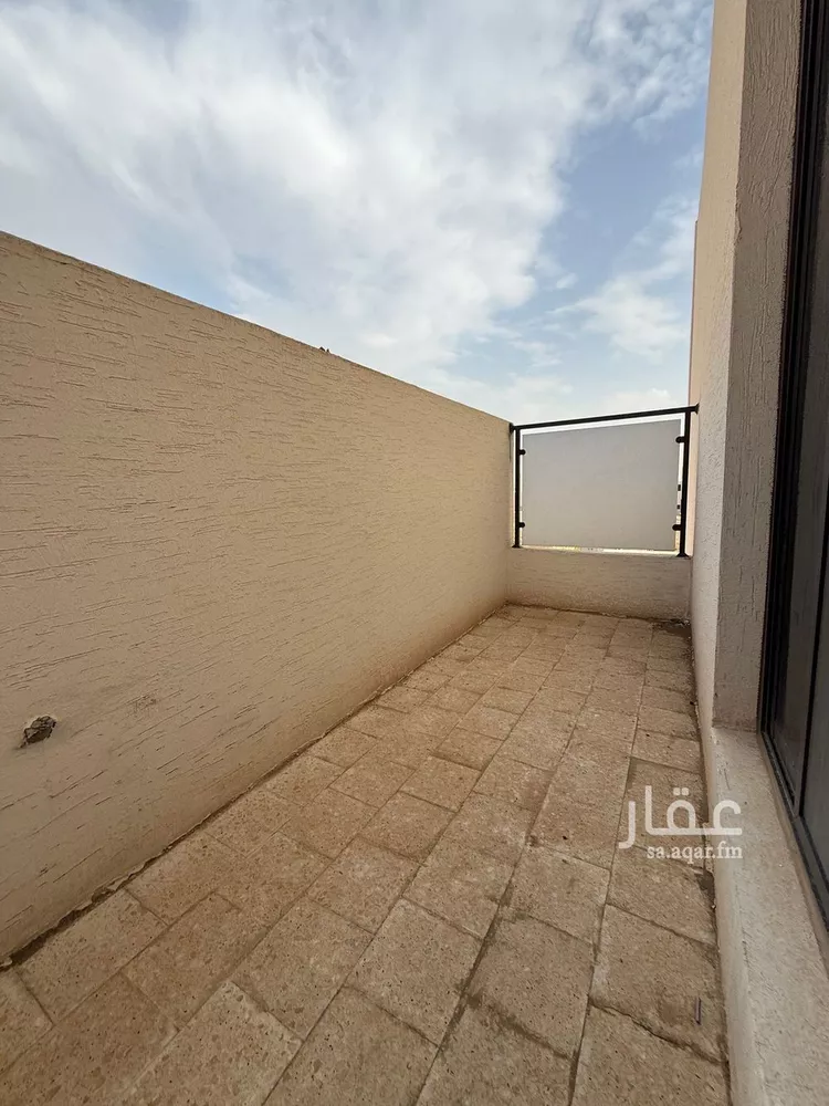 Villa for Sale in Riyadh Tuwaiq 16