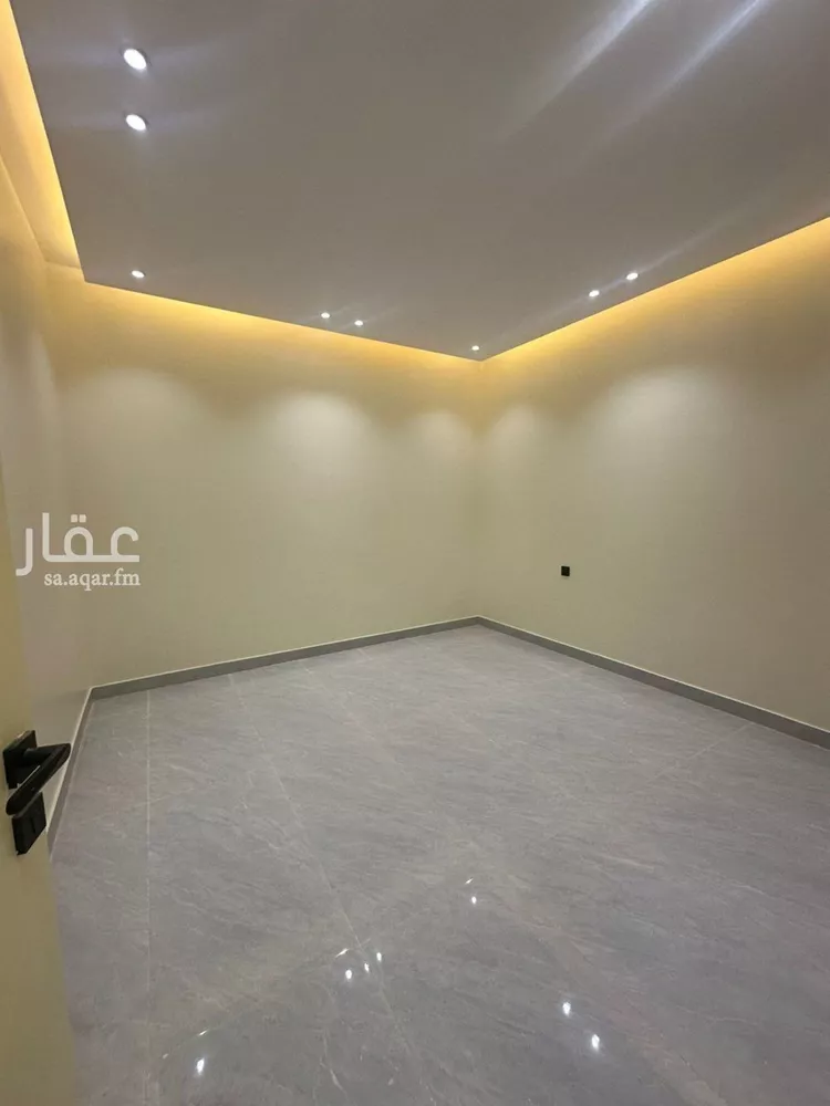 دور للبيع في شارع عبيدالله الهذلي, حي عكاظ, مدينة الرياض, منطقة الرياض صورة 2