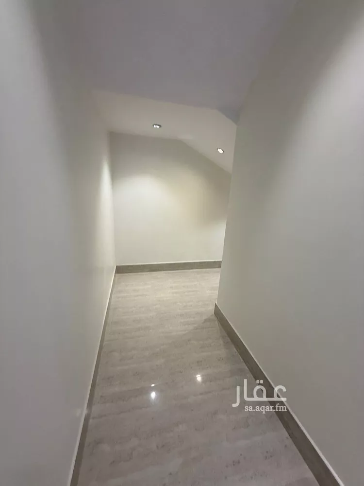Villa for Sale in Riyadh Tuwaiq 15