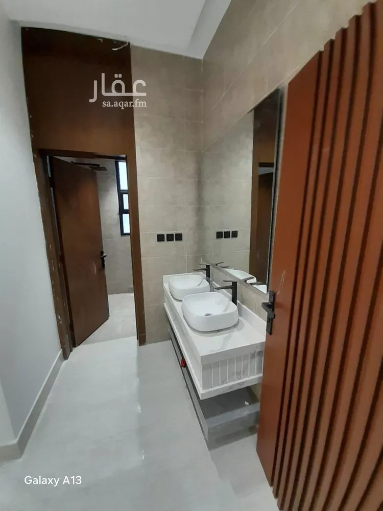 دور للبيع في شارع حسن بن عبدالوهاب, حي طويق, مدينة الرياض, منطقة الرياض صورة 4