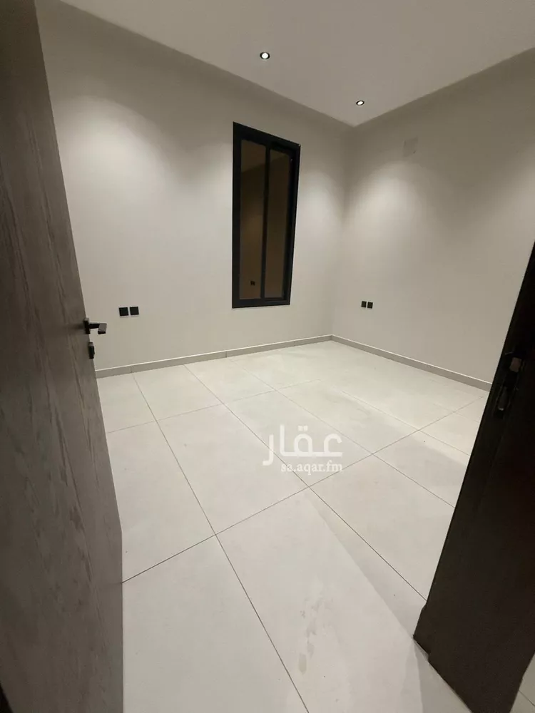 دور للبيع في شارع ثابت بن وديعة, حي العوالي, مدينة الرياض, منطقة الرياض صورة 3