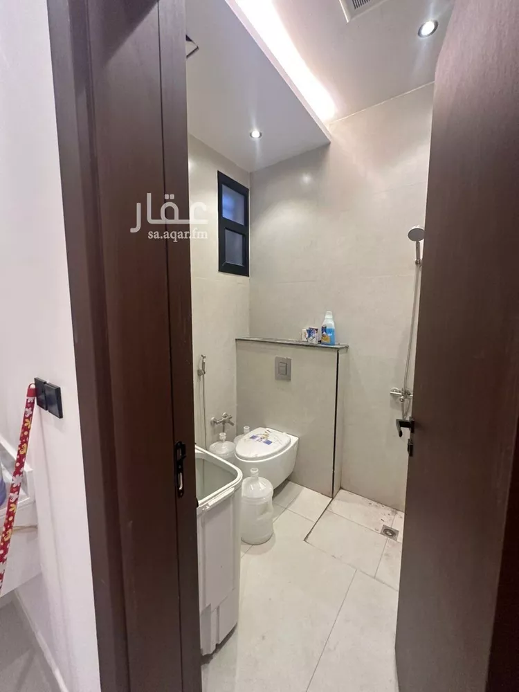 شقة للبيع في شارع الإشراف, حي بدر, مدينة الرياض, منطقة الرياض صورة 2