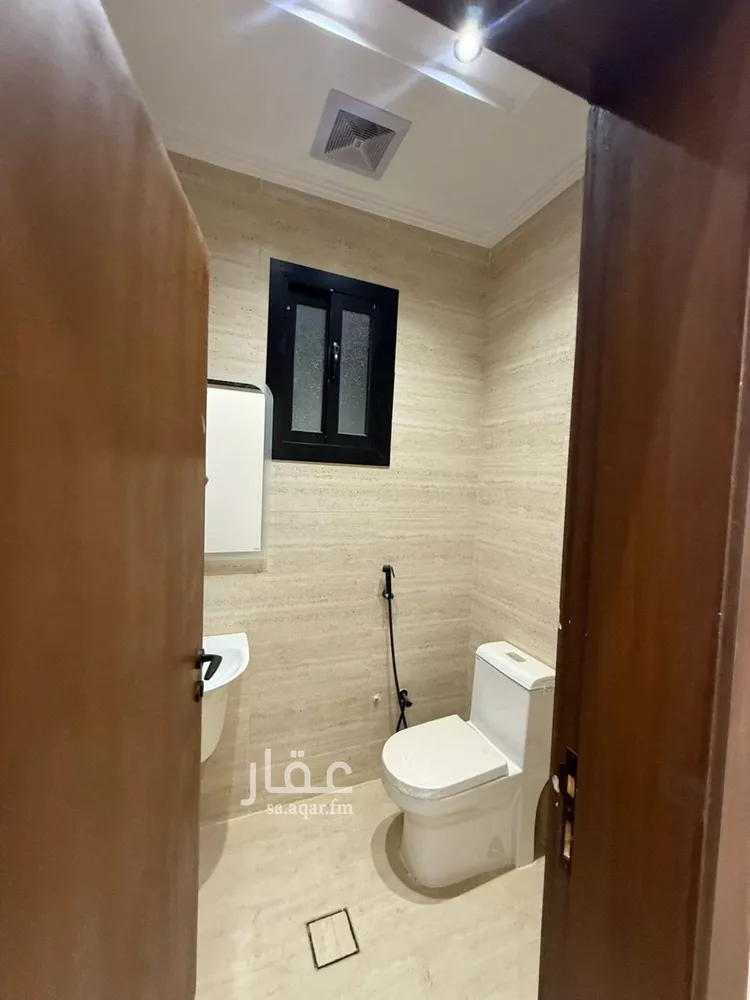 دور للبيع في شارع الاشتر النخعي, حي الرحمانية, مدينة جدة, منطقة مكة المكرمة صورة 3